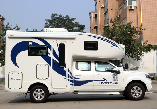 您覺(jué)得，四驅(qū)房車(chē)選哪款合適？