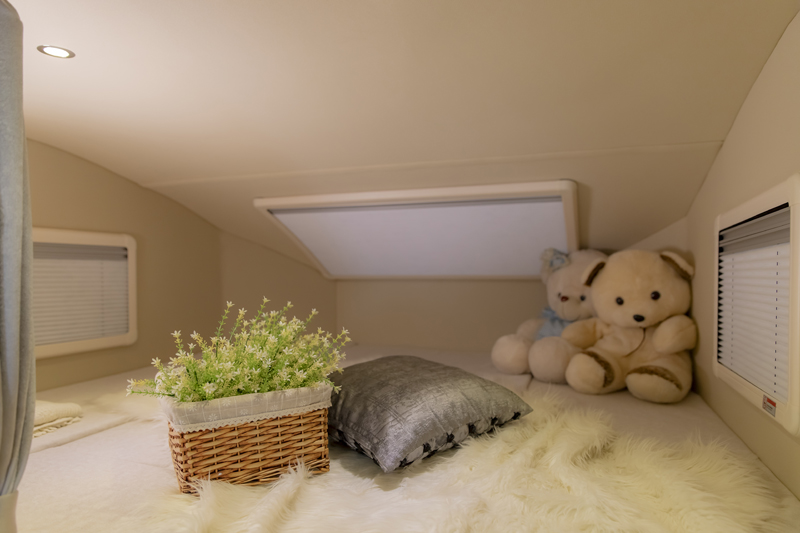 不僅僅動(dòng)力好，還有上下鋪的房車