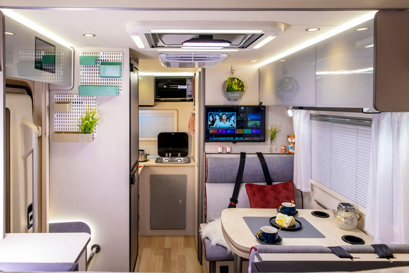 一室一廳大廚房，房車這款很舒適