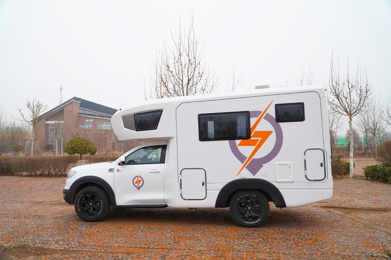 皮卡房車皮實(shí)耐用、功能齊全