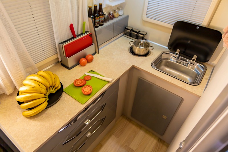 皮卡房車皮實(shí)耐用、功能齊全