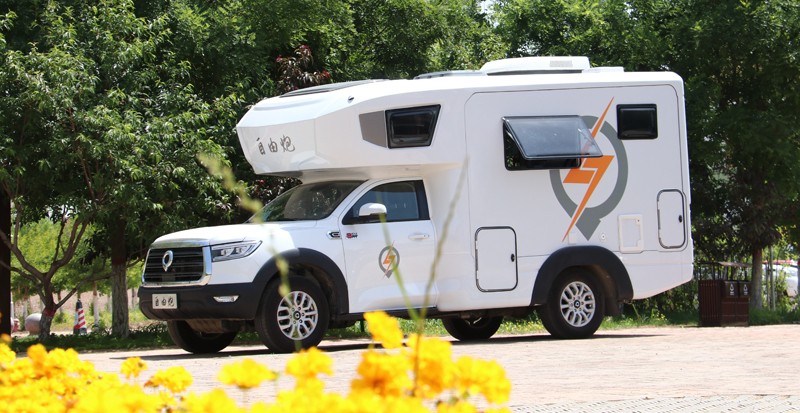 自由炮房車(chē)，讓旅行更自由