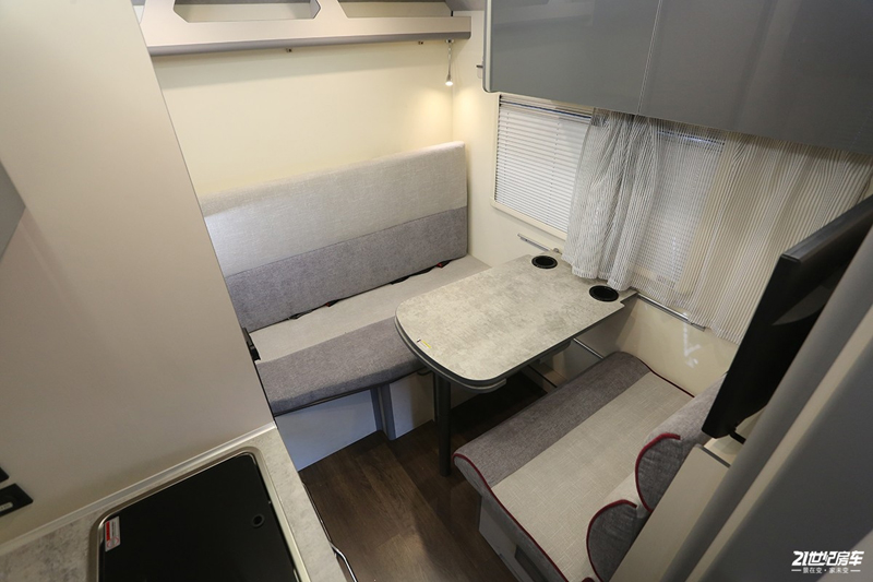 打響第二炮!搶先實拍體驗覽眾自由炮-B皮卡四驅房車 打響第二炮!搶先實拍體驗覽眾自由炮-B皮卡四驅房車