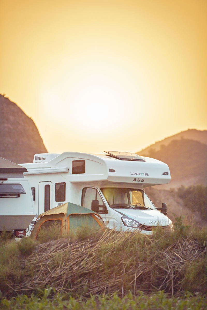 適合一家人的旅居房車，自由炮房車