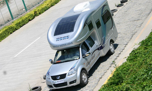 你沒看錯(cuò)，歡迎來到2012年的房車世界！