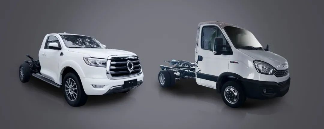 盤(pán)點(diǎn)房車(chē)底盤(pán)：依維柯底盤(pán)vs皮卡底盤(pán)，哪個(gè)更適合你？