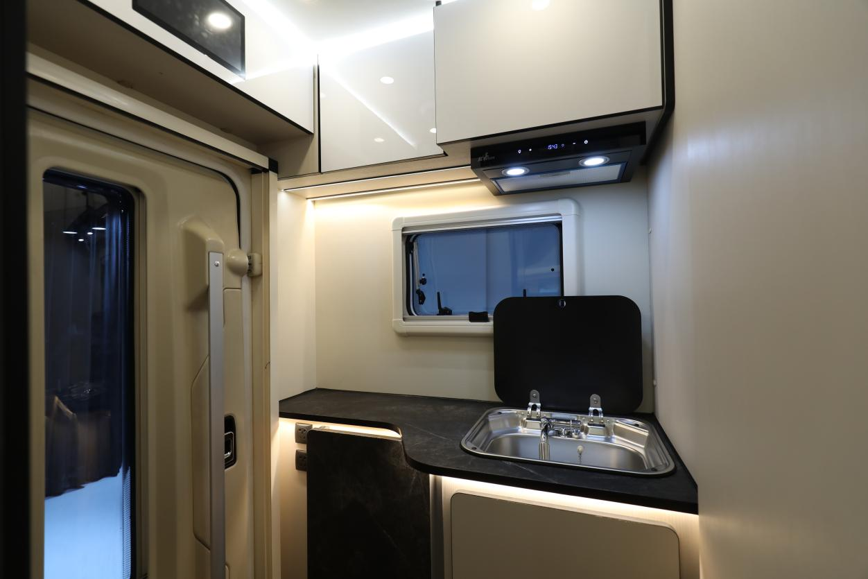 售價(jià)公布l自由炮C耀目上市！