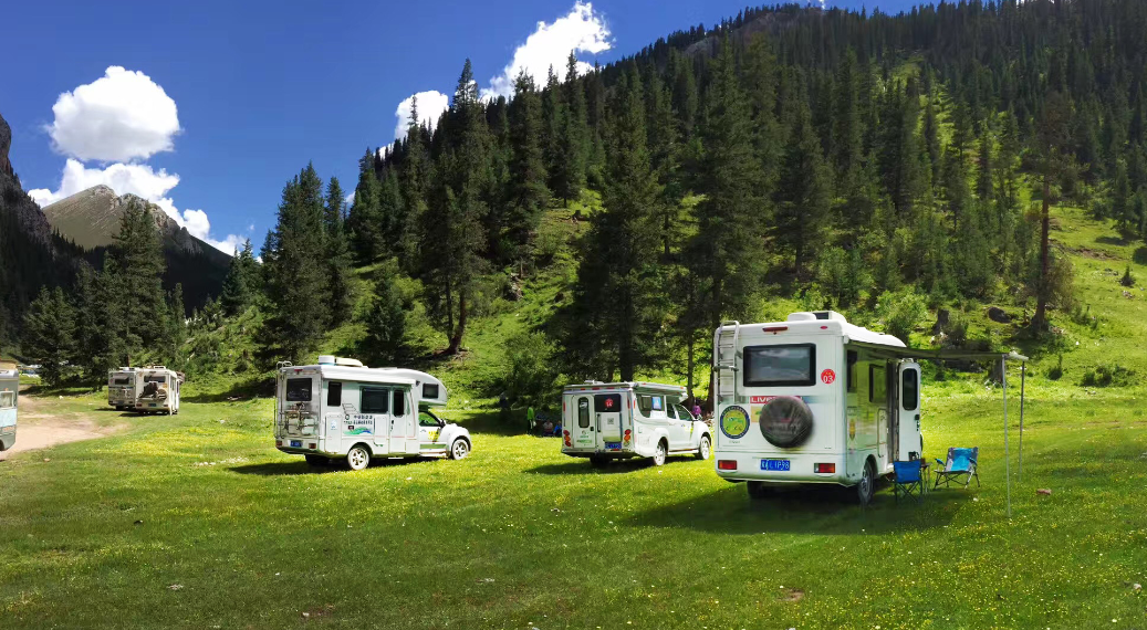 精致化露營“選手”，將吃住行融為一體，適合1~2人四季旅行