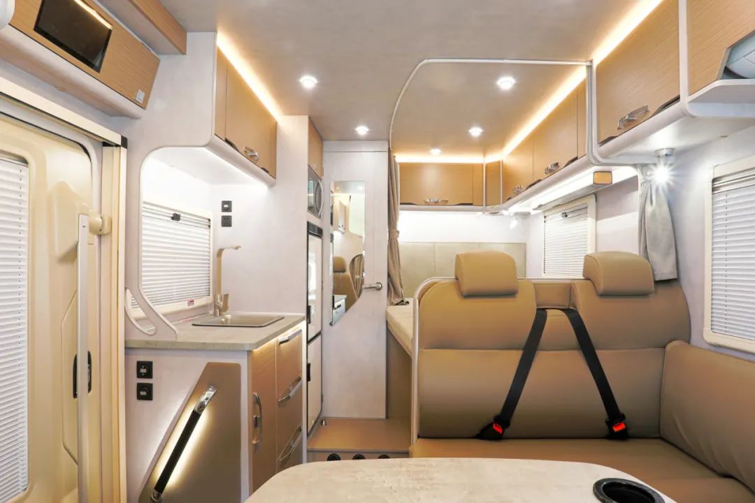 向“偽性價(jià)比”房車出擊，第五代塞拉維來襲！