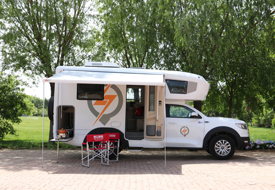 開(kāi)有顏有料的房車(chē)什么感覺(jué)？